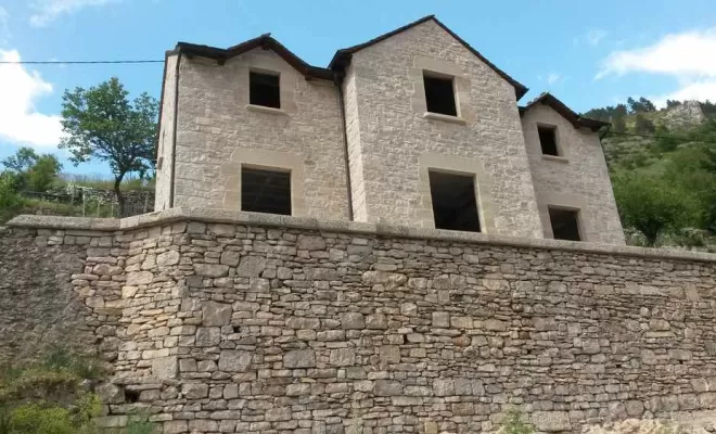 Construction de maison, Florac-Trois-Rivières, Matoses
